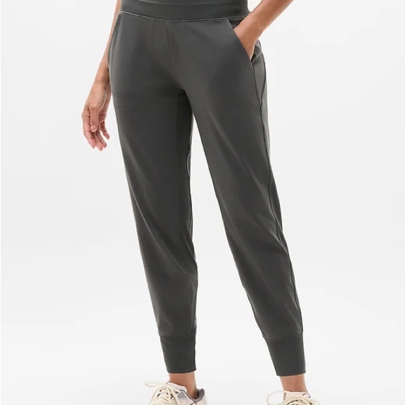 NWT Athleta Venice Jogger - Size Small - Picture 4 of 5